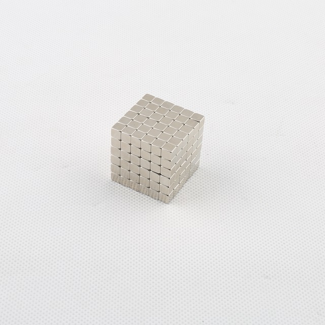 Ni Kaplamalı D5mm Neocube