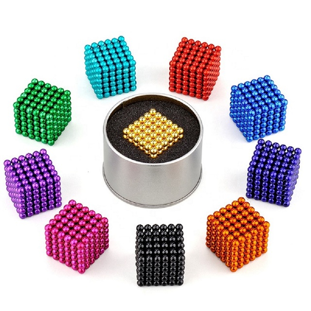 Renkli 216 Parça D5mm Neocube Top