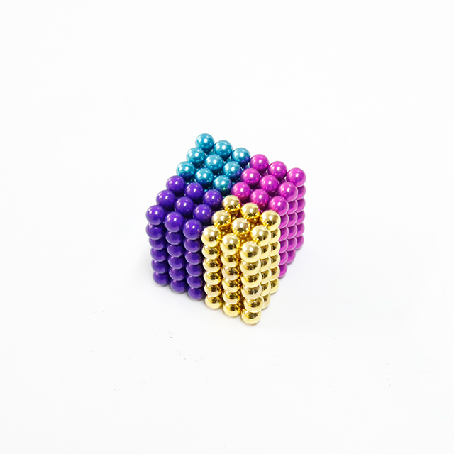 Çok Renkli D5mm 216 Parça Neocube Top