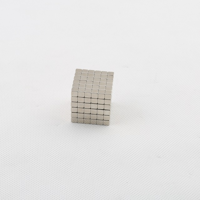 Ni Kaplamalı D5mm Neocube